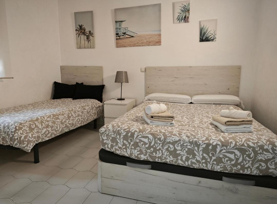 Benalbeach Casa Kito Dreams 1ª Linea Playa بينالماذينا المظهر الخارجي الصورة